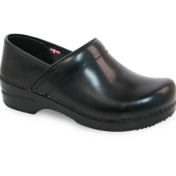 Addison Women's Slip Resistant Clog in Black