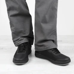 Concave Unisex Sneaker in Black