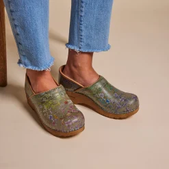 Fuchsia Women's Clog in Sage