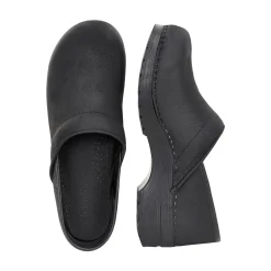 Pro. Textured Oil Women's Clog in Black Wide
