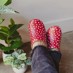 Roxbury Women's Clog in Red