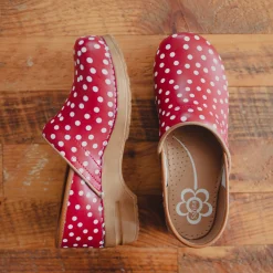 Roxbury Women's Clog in Red