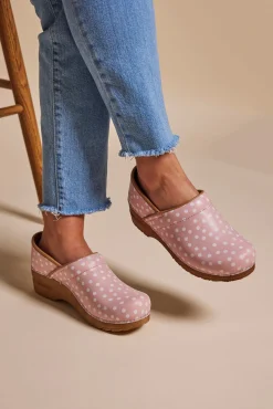 Roxbury Women's Clog in Rose