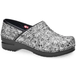 Rumney Women's Clog in Black