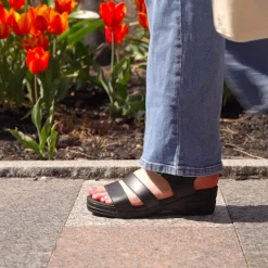 Sesso Women's Sandal in Black