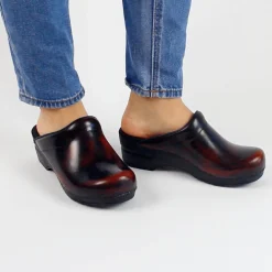 Sonja Cabrio Women's Clog in Bordeaux